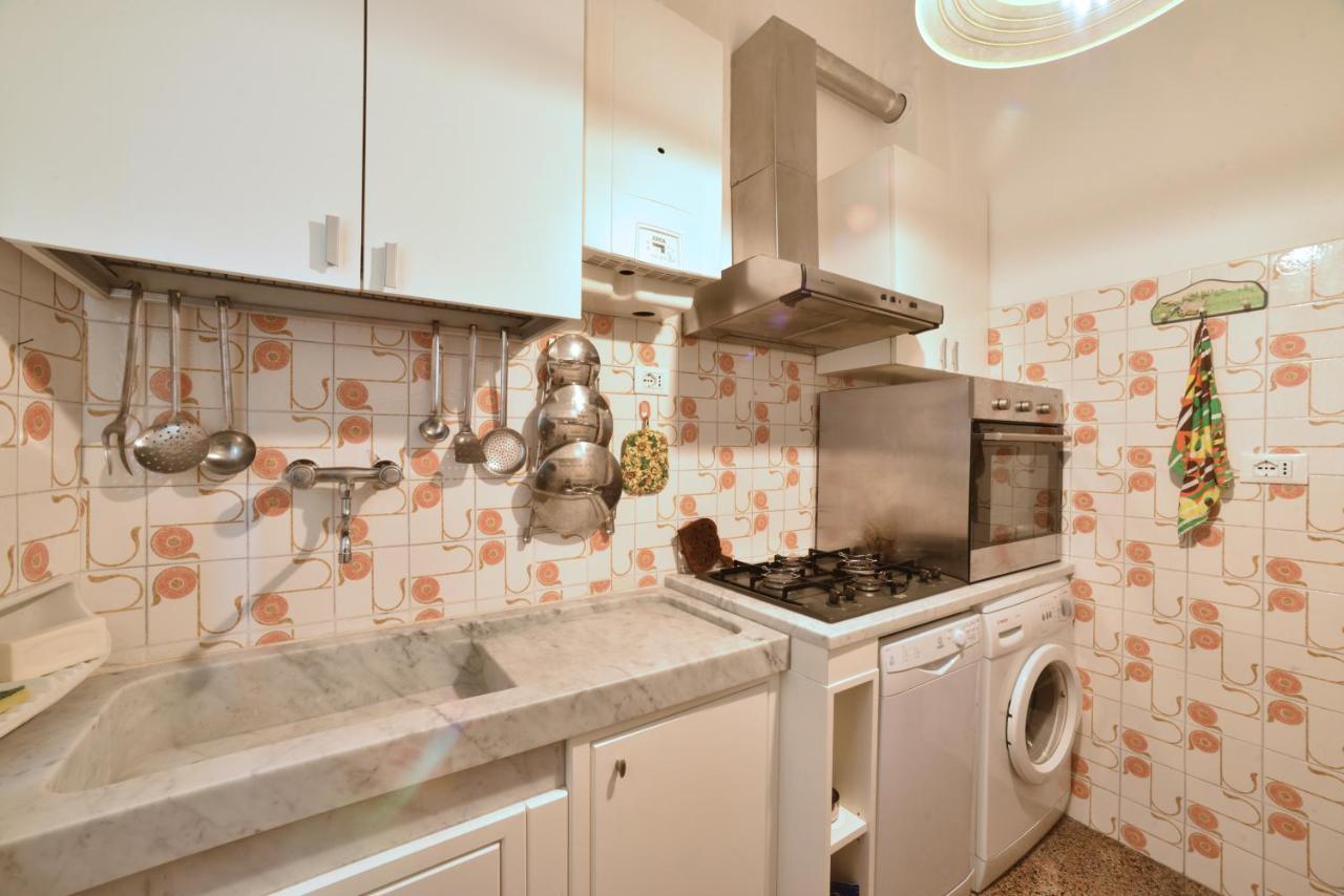 Appartamento Di Nonna Maria アラッシオ エクステリア 写真